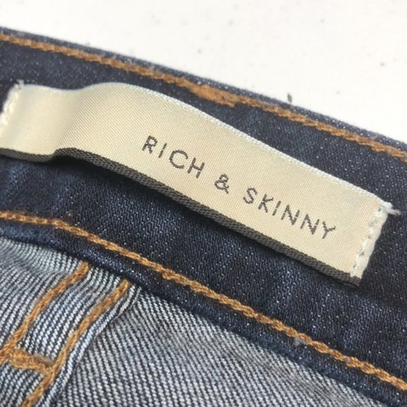 LIKE NEW RICH & SKINNY JEANS 26x29 ⭐️ - Picture 2 of 12